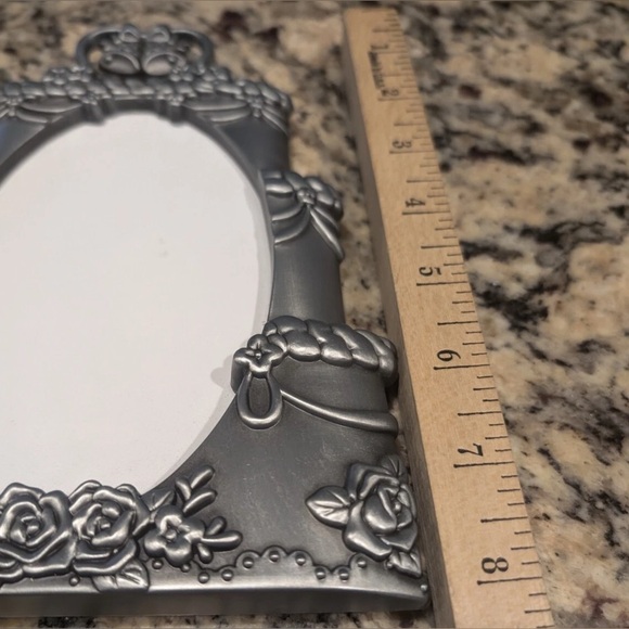 Malden Intl Designs Pewter Picture Frame Wedding Cake Velvet Backing Easel 8 x 6 - Picture 6 of 6